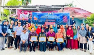 Peserta Seminar Bertajuk Pemberdayaan Sulaman Angkinan melalui Strategi Branding dan Jurnalisme Digital untuk Meningkatkan Daya Saing Produk Lokal, pada hari Sabtu, tanggal 26 Juli 2025, di Kantor Kelurahan Sungai Lais, Palembang, yang digelar oleh Mahasiswa Kuliah Kerja Nyata Tematik (KKNT) Kelompok 9 STISIPOL Candradimuka Palembang. (MUSINEWS.ID)