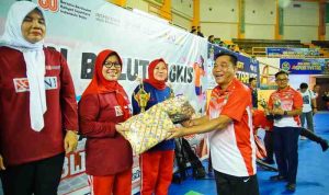 Piala Bupati Muba ini resmi dibuka di Gedung Olahraga (GOR) Ranggonang Sekayu, Selasa(19/08/2025) malam.