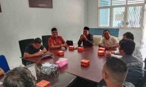 Dewan Pimpinan Daerah (DPD) Pro Jurnalismedia Siber (PJS) Sumatera Selatan dan Komisi Informasi (KI) Provinsi Sumsel menggelar silaturahmi bersejarah di ruang rapat KI Sumsel, Palembang, Jumat siang (22/8/2025)