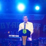 Ribuan masyarakat Kecamatan Keluang memadati Lapangan Bola Kaki Desa Mekar Jaya (A3), Rabu (20/8/2025) malam.