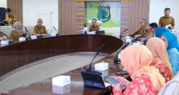 Dengan semangat "Bersama bersinergi menuju Muba maju lebih cepat," Pemerintah Kabupaten Muba menggelar rapat koordinasi perdana di Ruang Rapat Serasan Sekate, Selasa (26/08/2025).