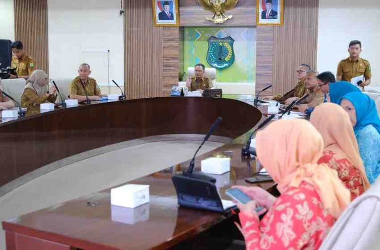 Dengan semangat "Bersama bersinergi menuju Muba maju lebih cepat," Pemerintah Kabupaten Muba menggelar rapat koordinasi perdana di Ruang Rapat Serasan Sekate, Selasa (26/08/2025).