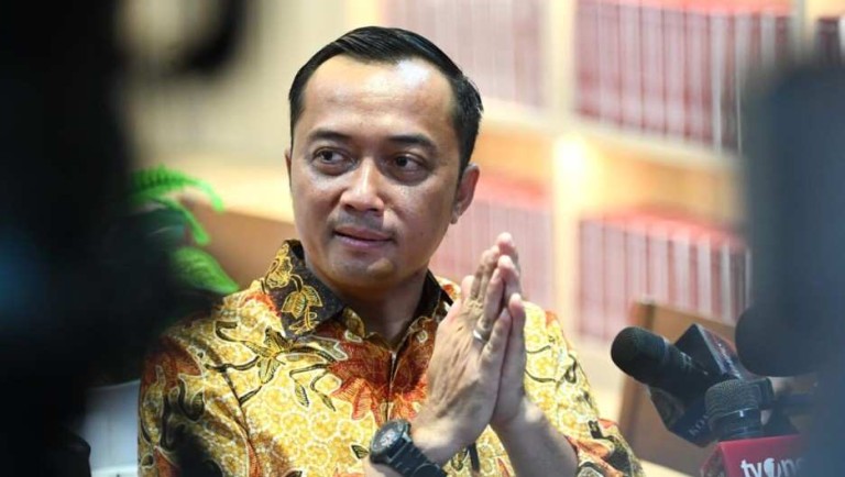 Menteri Sekretaris Negara (Mensesneg) Prasetyo Hadi memberikan keterangannya di Istana Kepresidenan Jakarta, pada Selasa, 5 Agustus 2025. Foto: BPMI Setpres/Kris