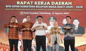 H. Herman Deru, secara resmi membuka Rapat Kerja Daerah (RAKERDA) Badan Pimpinan Daerah Himpunan Pengusaha Muda Indonesia (BPD HIPMI) Sumsel tahun 2025-2028.