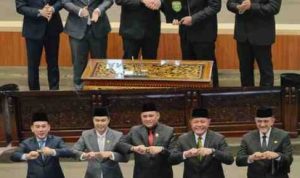 DPRD Provinsi Sumatera Selatan (Sumsel) menggelar Rapat Paripurna XVI dengan agenda penandatanganan nota kesepakatan antara Pimpinan DPRD Provinsi Sumsel dan Gubernur Sumsel