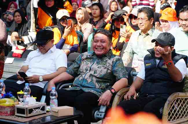 H. Herman Deru, secara resmi meresmikan Pasar Modern Grand Citra Mandiri (GCM). Pasar yang berlokasi di Jalan Citra Mandiri Raya, Talang Kepuh, Gandus, Palembang ini dibuka pada Minggu (10/08/2025).