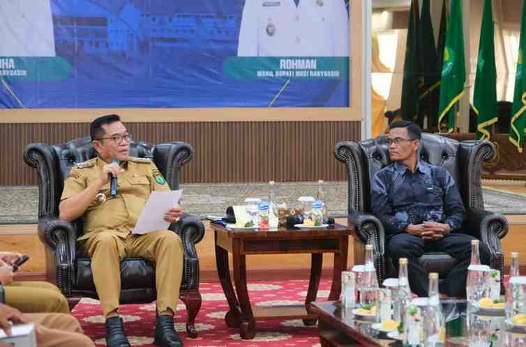 Bupati Musi Banyuasin H.M. Toha Tohet, S.H, akan mendorong percepatan pelepasan lahan tersebut untuk kebun sawit masyarakat.