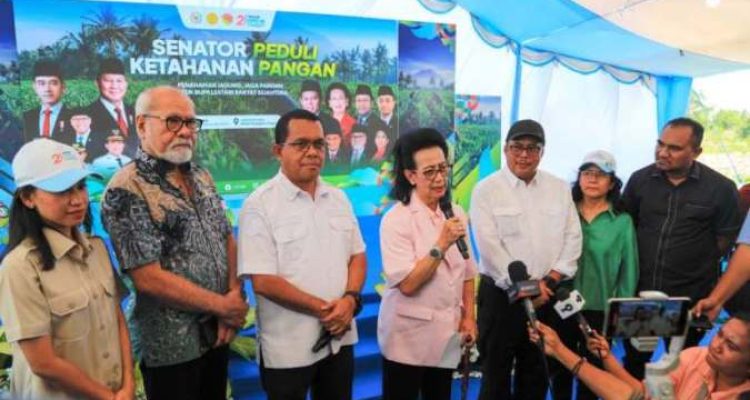 Wakil Ketua DPD RI, Gusti Kanjeng Ratu (GKR) Hemas, menghadiri peluncuran Program Senator Peduli Ketahanan Pangan dalam rangka mendukung Ketahanan Pangan Nasional, di Kupang, pada hari Sabtu, tanggal 27 September 2025. (foto : Newsroom DPD RI)
