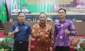 Dr Apriyadi MSi, Jumat (31/10/2025) mengikuti Rapat Koordinasi dan Evaluasi Pelaksanaan Penyaluran Kredit Program (KUR) Tahun 2025 Dr Apriyadi MSi, Jumat (31/10/2025) mengikuti Rapat Koordinasi dan Evaluasi Pelaksanaan Penyaluran Kredit Program (KUR) Tahun 2025