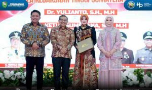 Gubernur Sumsel Dr. H. Herman Deru dalam sambutannya menyampaikan rasa hormat dan apresiasi atas dedikasi Yulianto selama bertugas di Sumatera Selatan. Gubernur Sumsel Dr. H. Herman Deru dalam sambutannya menyampaikan rasa hormat dan apresiasi atas dedikasi Yulianto selama bertugas di Sumatera Selatan.