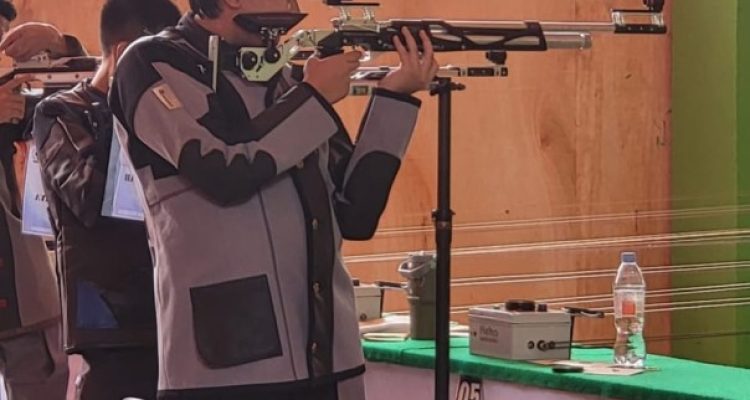 Andre Apriansyah, Atlet Cabang Olahraga Menembak dari kabupaten Musi Banyuasin pada Pekan Olahraga Provinsi Sumatera Selatan tahun 2025. (MUSINEWS.ID/TRI)
