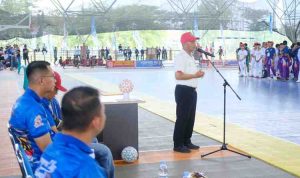 Pembukaan pertandingan dihadiri langsung Bupati Muba HM Toha Tohet SH yang diwakili Sekda Muba Dr Apriyadi MSi, di dampingi Ketua Asosiasi Futsal Provinsi (AFP) Sumsel Akhmad Toyibir , Ketua AFKAB Muba Irwin Zulyani , Kadispopar Muba M Fariz , Kadis Perpustakaan dan Arsip Daerah Sunaryo, Kadin DPPA Demon Eka Sauza serta OPD terkait lainnya.
