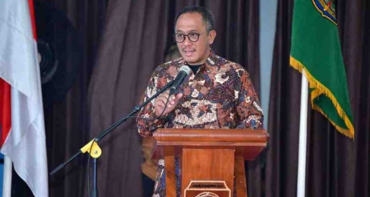 Anggota Komisi XI DPR RI, H. Wahyu Sanjaya, S.E., M.M., menegaskan pentingnya penerapan tata kelola keuangan desa yang akuntabel, transparan, dan berdaya saing sebagai fondasi utama dalam mempercepat pertumbuhan ekonomi daerah.