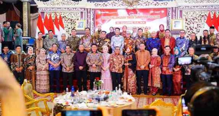 Bupati Musi Banyuasin (Muba) H M Toha Tohet SH turut hadir dalam kegiatan tersebut, bersama sejumlah kepala daerah dan pejabat Forum Koordinasi Pimpinan Daerah (Forkopimda) se-Sumatera Selatan.