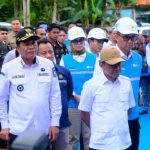 Bupati Muba, M. Toha, bersama jajaran Forkopimda, menyambut kunjungan kerja Menteri Energi dan Sumber Daya Mineral (ESDM) Republik Indonesia, Bahlil Lahadalia, bersama Gubernur Sumatera Selatan (Sumsel), Herman Deru, di Kecamatan Keluang, pada hari Kamis, tanggal 16 Oktober 2025. (MUSINEWS.ID/TRI)