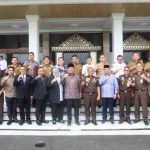 Rapat Koordinasi Capaian Sinergitas Pemerintah Daerah dan Kejaksaan Dalam Pemanfaatan Aset Daerah yang digelar di Griya Agung Palembang, Senin (20/10/2025).