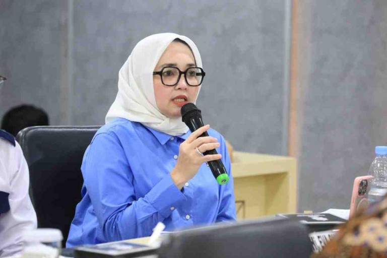 Hj. Eva Susanti, S.E., M.M., kembali menunjukkan kepeduliannya terhadap persoalan lingkungan dan kebencanaan di daerah.