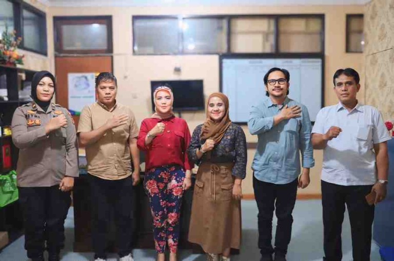 Dewan Pimpinan Daerah Pro Jurnalis Media Siber (DPD PJS) Sumatera Selatan melakukan kunjungan silaturahmi ke Polrestabes Palembang, Selasa (4/11/2025).