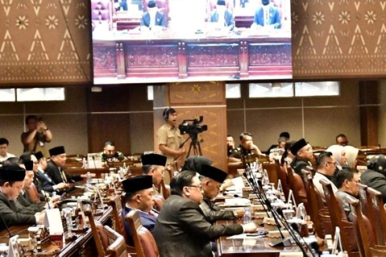 Pemerintah Provinsi (Pemprov) Sumatera Selatan (Sumsel) bersama Dewan Perwakilan Rakyat Daerah (DPRD) Sumsel menyepakati penambahan satu Rancangan Peraturan Daerah (Raperda) baru dalam Program Pembentukan Peraturan Daerah (Propemperda) Tahun 2025.