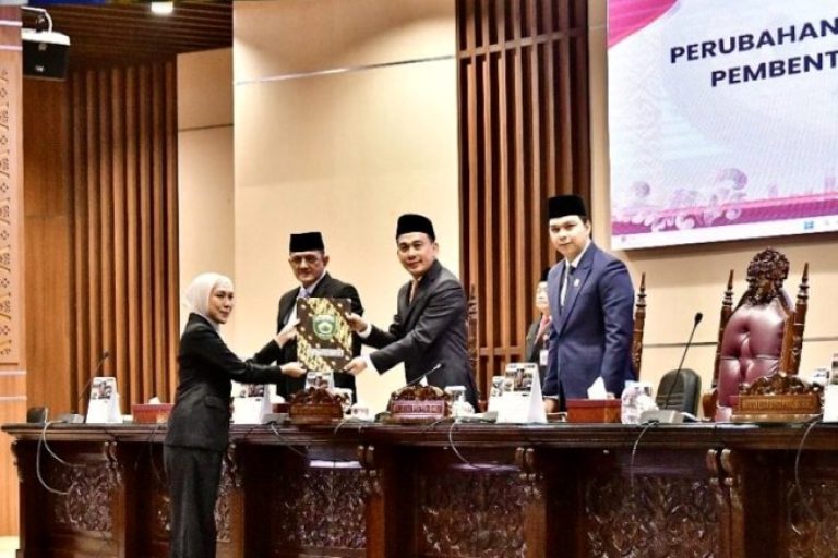 Pemerintah Provinsi (Pemprov) Sumatera Selatan (Sumsel) bersama Dewan Perwakilan Rakyat Daerah (DPRD) Sumsel menyepakati penambahan satu Rancangan Peraturan Daerah (Raperda) baru dalam Program Pembentukan Peraturan Daerah (Propemperda) Tahun 2025.