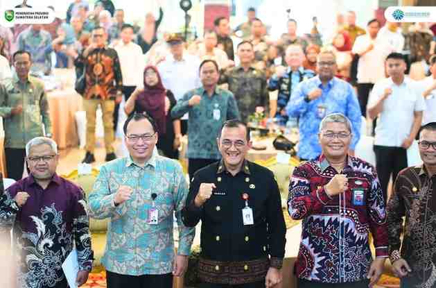 H. Edward Candra, menghadiri Rapat Koordinasi Pemberantasan Korupsi Area Barang dan Jasa yang diselenggarakan oleh Komisi Pemberantasan Korupsi (KPK) RI.
