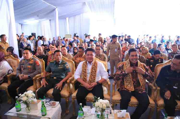 Gubernur Sumatera Selatan meresmikan Pavilion Bank Syariah Indonesia (BSI) Region Office III Palembang yang bertempat di Pavilion BSI RO III Palembang, Selasa (18/11/2025).