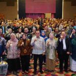 H. Edward Candra menghadiri peringatan Hari Guru Nasional (HGN) Tahun 2025 sekaligus Apresiasi Guru dan Tenaga Kependidikan yang digelar di Hotel Grand Zuri Palembang, Jumat (31/10/2025).