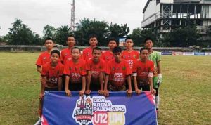 Sekolah Sepak Bola (SSB) Palembang Soccer Skills (PSS) memulai perjalanan mereka di Liga Arena Palembang U-14 2025 dengan hasil yang sangat meyakinkan. Pada laga perdana Grup A, PSS tampil dominan dan mencatat kemenangan telak 9-1 atas Persemal di Stadion Kamboja Palembang, Sabtu (15/11/2025).