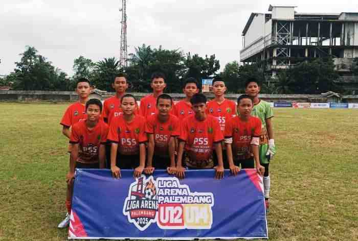 Sekolah Sepak Bola (SSB) Palembang Soccer Skills (PSS) memulai perjalanan mereka di Liga Arena Palembang U-14 2025 dengan hasil yang sangat meyakinkan. Pada laga perdana Grup A, PSS tampil dominan dan mencatat kemenangan telak 9-1 atas Persemal di Stadion Kamboja Palembang, Sabtu (15/11/2025).