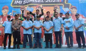 Pemerintah Daerah Kabupaten Musi Banyuasin dengan bangganya telah menyelenggarakan Opening Ceremony & Final Race Skyland Prix 2025, sebuah acara balap motor yang spektakuler dan penuh aksi memukau. Yang berlangsung di Skyland International Circuit Sekayu, pada Minggu (16/11/2025).-11-16at14.52.09 Pemerintah Daerah Kabupaten Musi Banyuasin dengan bangganya telah menyelenggarakan Opening Ceremony & Final Race Skyland Prix 2025, sebuah acara balap motor yang spektakuler dan penuh aksi memukau. Yang berlangsung di Skyland International Circuit Sekayu, pada Minggu (16/11/2025).