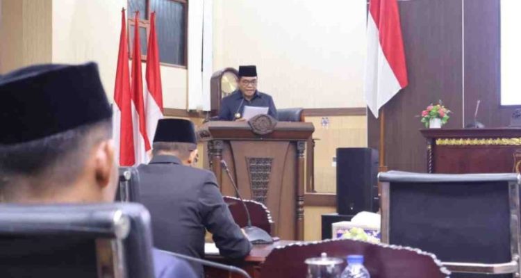 Rapat Paripurna Masa Persidangan I Rapat ke-26, agenda Tanggapan/Jawaban Bupati Muba Terhadap Pemandangan Umum Fraksi-Fraksi DPRD Kabupaten Muba, Selasa (18/11/2025).
