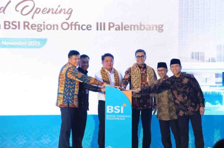 Gubernur Sumatera Selatan meresmikan Pavilion Bank Syariah Indonesia (BSI) Region Office III Palembang yang bertempat di Pavilion BSI RO III Palembang, Selasa (18/11/2025).