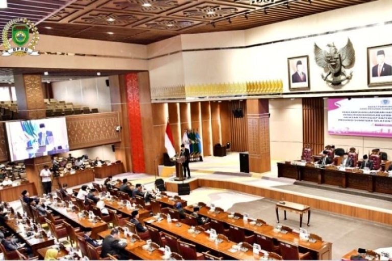 Rapat Paripurna XVIII DPRD Sumatera Selatan dengan agenda Penyampaian Laporan Hasil Pembahasan dan Penelitian Badan Anggaran Terhadap Raperda Perubahan APBD Tahun 2025, hari Rabu, tanggal 6 Agustus 2025.