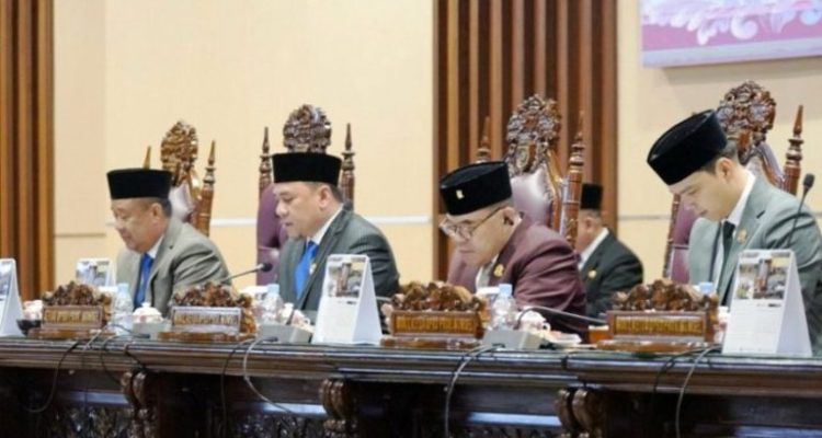 Dewan Perwakilan Rakyat Daerah (DPRD) Provinsi Sumatera Selatan (Sumsel) menggelar Rapat Paripurna XX Penyampaian Laporan Hasil Reses Tahap III tahun 2025 Pimpinan dan Anggota DPRD Sumsel di Ruang Paripurna DPRD Sumsel, Jalan POM IX, Palembang, pada hari Rabu, tanggal 10 Sesptember 2025.