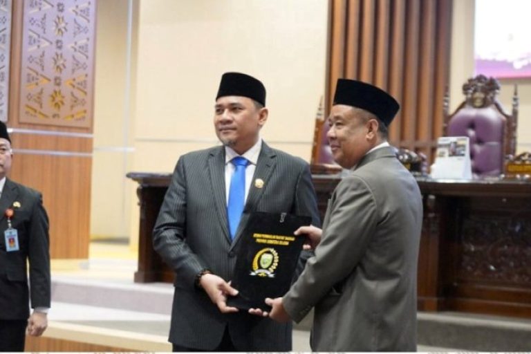 Dewan Perwakilan Rakyat Daerah (DPRD) Provinsi Sumatera Selatan (Sumsel) menggelar Rapat Paripurna XX Penyampaian Laporan Hasil Reses Tahap III tahun 2025 Pimpinan dan Anggota DPRD Sumsel di Ruang Paripurna DPRD Sumsel, Jalan POM IX, Palembang, pada hari Rabu, tanggal 10 Sesptember 2025.