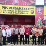 Wali Kota Prabumulih H. Arlan melakukan peninjauan Posko Pengamanan Natal dan Tahun Baru (Nataru) yang berlokasi di RM Siang Malam, Jalan Jenderal Sudirman KM 8, Kecamatan Cambai, Kota Prabumulih, Sabtu (27/12/2025).