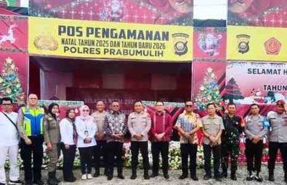Wali Kota Prabumulih H. Arlan melakukan peninjauan Posko Pengamanan Natal dan Tahun Baru (Nataru) yang berlokasi di RM Siang Malam, Jalan Jenderal Sudirman KM 8, Kecamatan Cambai, Kota Prabumulih, Sabtu (27/12/2025).
