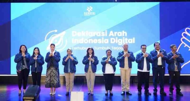 Deklarasi Arah Indonesia Digital oleh Menkomdigi Meutra Hafid, Wamenkomdigi Nezar Patria, Jajaran Pejabat Pratama Kemkomdigi sserta para pemangku kepentingan ekosistem digital di Jakarta, Rabu (10/12/2025). (Foto: Amiri Yandi/KPM Kemkomdigi)