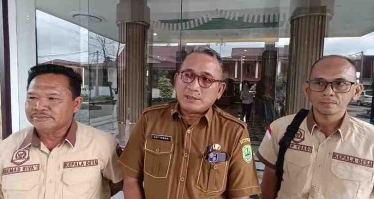 Pada Selasa, 9 Desember 2025, Dinas Pemberdayaan Masyarakat dan Desa (DPMD) PALI mengumpulkan seluruh aparatur desa se-Bumi Serepat Serasan dalam kegiatan pelatihan Peraturan Desa (Perdes) yang dipusatkan di Hotel Srikandi, Kecamatan Talang Ubi.