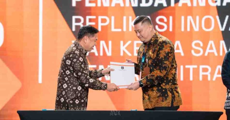 Pemerintah kota Palembang melalui Dinas Komunikasi dan Informatika (Diskominfo) kota Palembang lakukan penyerahan surat permohonan terkait kerjasama Replikasi Inovasi antar Daerah yakni Aplikasi Jakarta Kini (SI JAKI) yang dikembangkan oleh Dinas Komunikasi, Informatika dan Statistik (Diskominfotik) Provinsi DKI Jakarta.