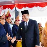 H. M. Toha Tohet, S.H., menghadiri rapat Tahunan Pembina dan Pemangku Adat Kabupaten Musi Banyuasin serta Mengukuhkan dan Melantik Tim Pembina Pos Pelayanan Terpadu (TP. Posyandu) Kabupaten Musi Banyuasin Periode 2025-2030, Senin (15/12/2025) di Pendopoan Griya Bumi Serasan Sekate.