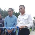 H. Arlan, secara resmi meresmikan penggunaan Jembatan Bailey di Jalan Tenggamus, Kelurahan Muara Dua, Kecamatan Prabumulih Timur, Jumat (9/1/2026).