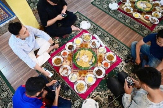 Ngobeng, warisan budaya takbenda yang dimiliki oleh Provinsi Sumatera Selatan. (foto : instagram.com/palembang.pariwisata)
