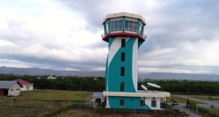 Bandar Udara Lede Kalumbang, Kabupaten Sumba Barat Daya, Nusa Tenggara Timur. (foto : airnavindonesia.co.id)