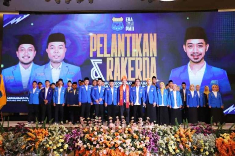Pengurus Koordinator Cabang (PKC) Pergerakan Mahasiswa Islam Indonesia (PMII) Provinsi Sumatera Selatan (Sumsel) periode 2025–2027 resmi dilantik di The Zuri Hotel Palembang, pada hari Sabtu, tanggal 17 Januari 2026. (MUSINEWS.ID/HAIRUDIN)