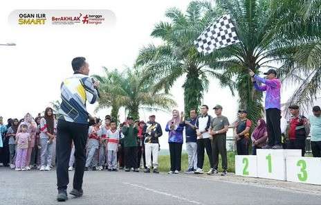 Kegiatan ini secara resmi dibuka oleh Penjabat (Pj) Sekretaris Daerah Ogan Ilir, Dicky Syailendra, S.Sos, yang hadir sekaligus ikut langsung dalam rangkaian kegiatan bersama masyarakat.
