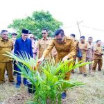 Kegiatan tersebut dipimpin langsung oleh Bupati Muba H M Toha Tohet SH di kawasan aset Pemkab Muba di belakang Politeknik Sekayu, Selasa (24/2/2026).