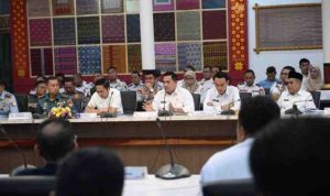 Dr. H. Askolani, SH., MH menghadiri Kunjungan Kerja Menteri Perhubungan Republik Indonesia, Dudy Purwagandhi dalam rangka Rapat Koordinasi Penyelenggaraan Angkutan Lebaran Tahun 2026 di Provinsi Sumatera Selatan Dr. H. Askolani, SH., MH menghadiri Kunjungan Kerja Menteri Perhubungan Republik Indonesia, Dudy Purwagandhi dalam rangka Rapat Koordinasi Penyelenggaraan Angkutan Lebaran Tahun 2026 di Provinsi Sumatera Selatan