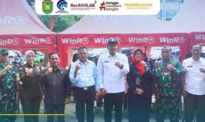 Wali Kota Prabumulih, H. Arlan bersama Wakil Wali Kota Prabumulih Franky Nasril, S.Kom.,MM menghadiri sekaligus membuka Pasar Bedug (Kuliner) Ramadhan 1447 H di Kota Prabumulih Provinsi Sumatera Selatan