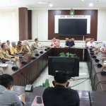 Ketua Komisi II DPRD Kota Prabumulih, Feri Alwi, memimpin langsung Rapat Dengar Pendapat (RDP) terkait perizinan PT Lematang Site Prabumulih.